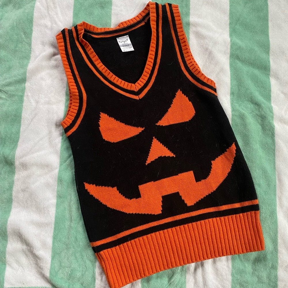 NWOT SZ S PUMPKIN KNIT SWEATER VEST